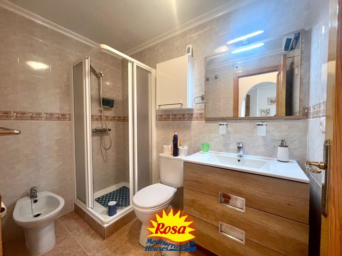 Image No.16-2 Bed Bungalow for sale