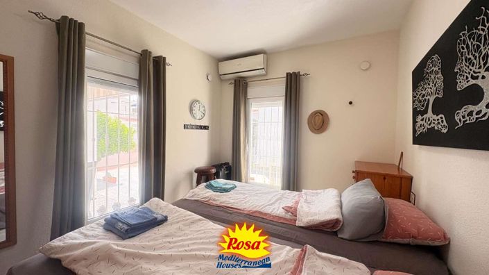 Image No.18-2 Bed Bungalow for sale