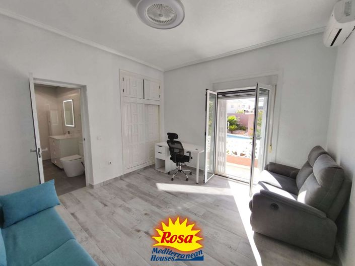 Image No.20-3 Bed Chalet for sale