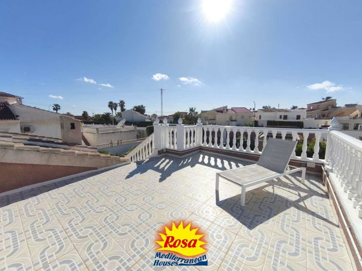 Image No.28-3 Bed Chalet for sale