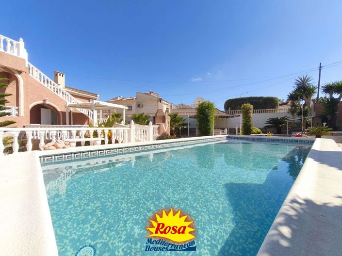 Image No.34-3 Bed Chalet for sale