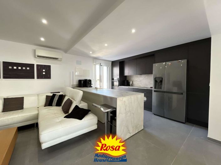 Image No.23-3 Bed Chalet for sale