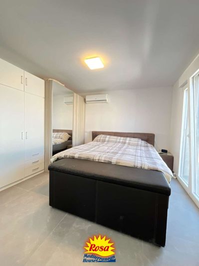 Image No.28-3 Bed Chalet for sale