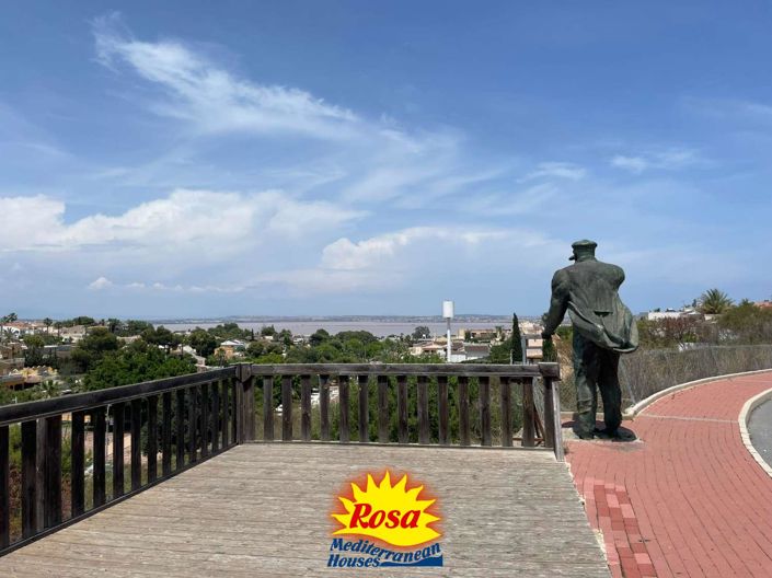 Image No.32-3 Bed Chalet for sale