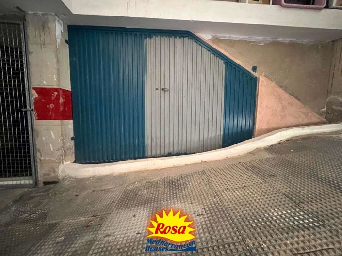 Image No.27-3 Bed Property for sale