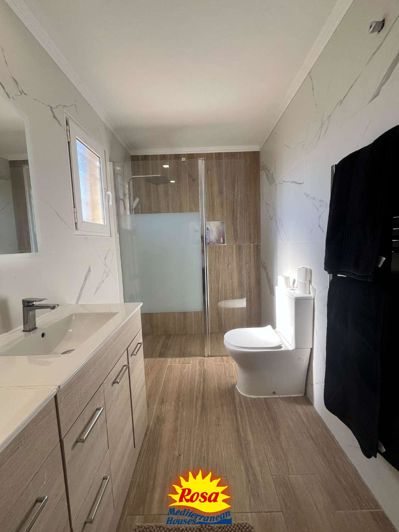 Image No.19-3 Bed Property for sale