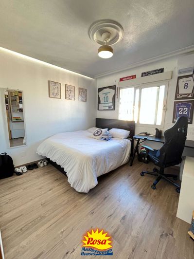 Image No.20-3 Bed Property for sale