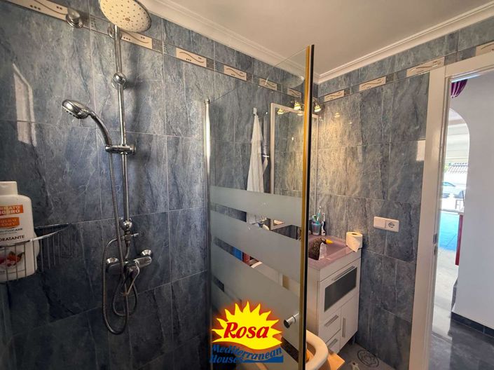 Image No.32-2 Bed Chalet for sale