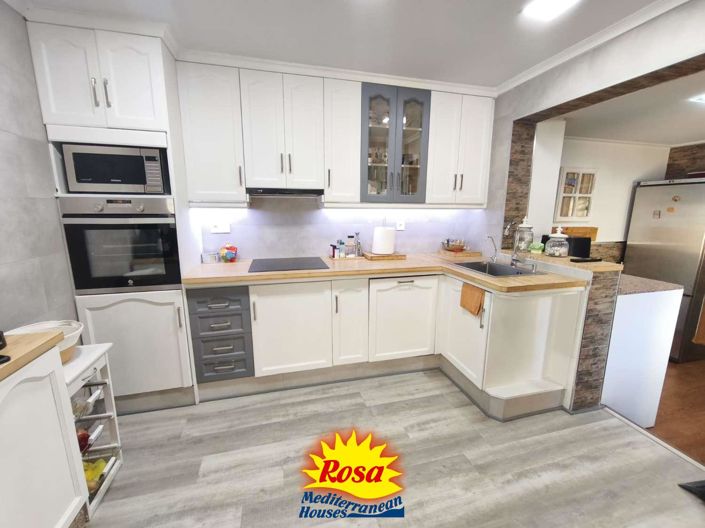 Image No.10-4 Bed Duplex for sale