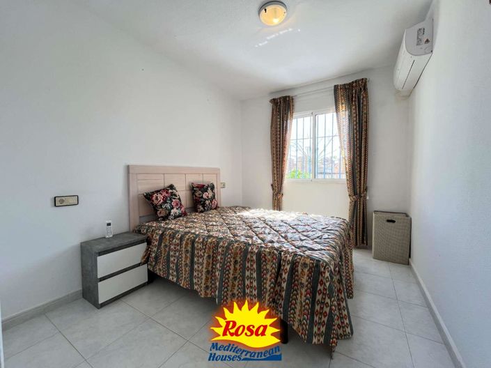 Image No.21-3 Bed Apartment for sale