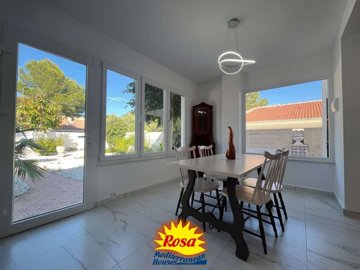 property266964805