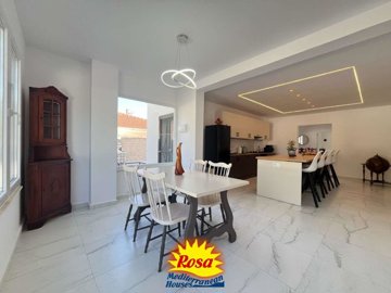 property26696476