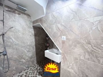 property270094601