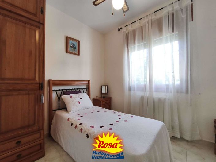 Image No.19-3 Bed Chalet for sale