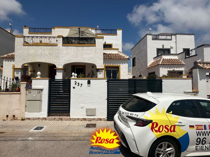 Image No.30-3 Bed Property for sale