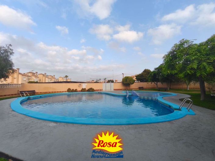 Image No.18-3 Bed Apartment for sale