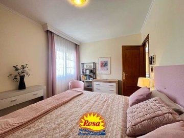 property272781845