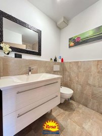 property272786294