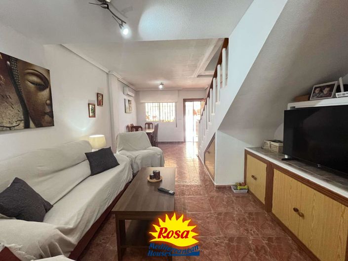 Image No.12-3 Bed Property for sale