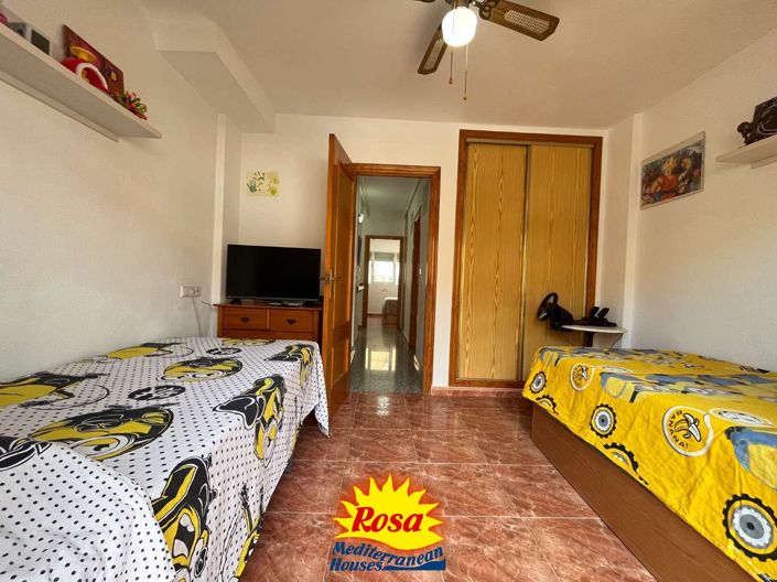 Image No.27-3 Bed Property for sale