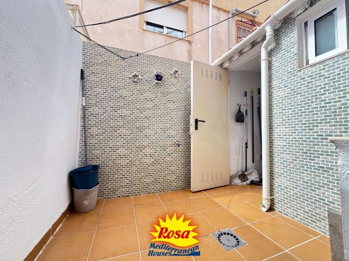 Image No.9-3 Bed Property for sale