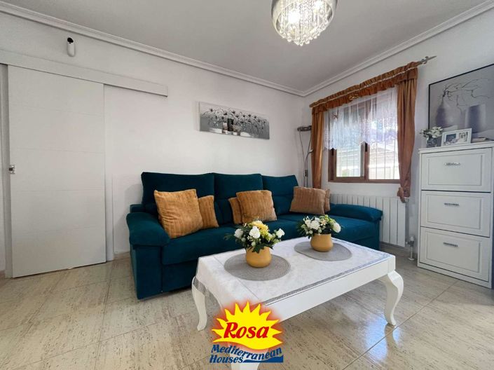 Image No.17-2 Bed Property for sale