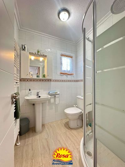 Image No.21-2 Bed Property for sale