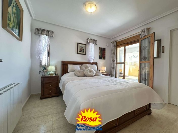 Image No.24-2 Bed Property for sale
