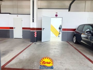 property280572443