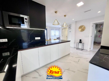 property279585876
