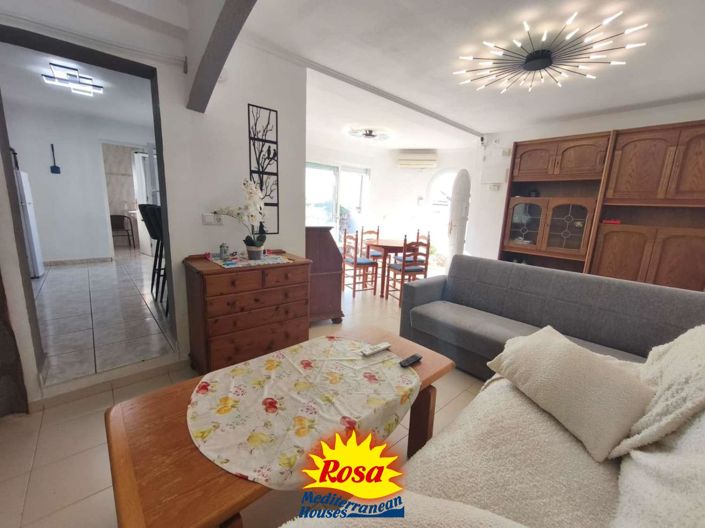 Image No.6-3 Bed Chalet for sale