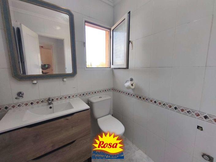 Image No.15-3 Bed Apartment for sale