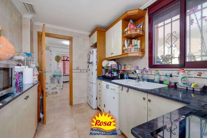 Image No.5-3 Bed Chalet for sale