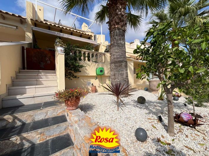 Image No.3-3 Bed Property for sale