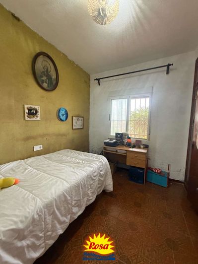 Image No.25-4 Bed Chalet for sale