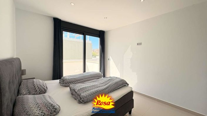 Image No.18-5 Bed Villa for sale