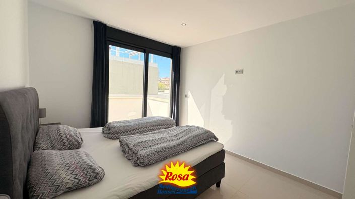 Image No.35-5 Bed Villa for sale