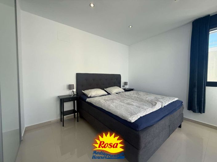 Image No.38-5 Bed Villa for sale