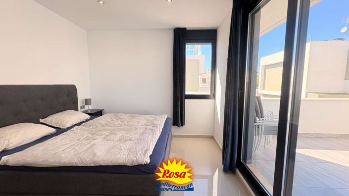 Image No.40-5 Bed Villa for sale