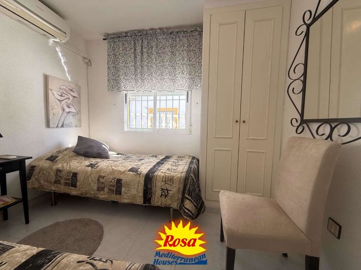 Image No.21-3 Bed Apartment for sale