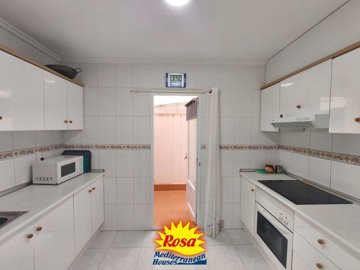 property279701281