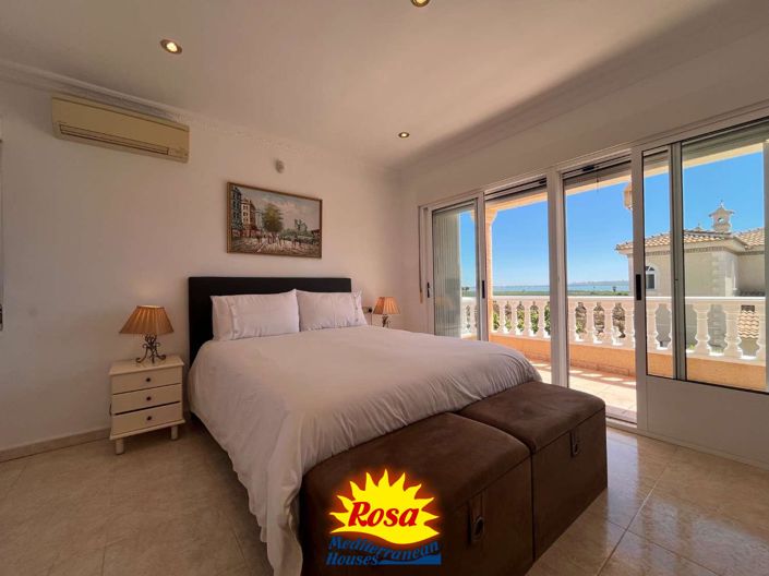 Image No.33-4 Bed Villa for sale