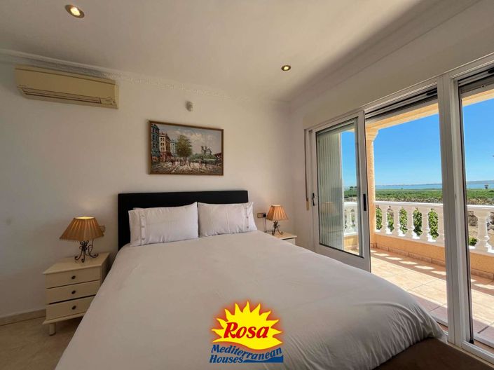 Image No.34-4 Bed Villa for sale