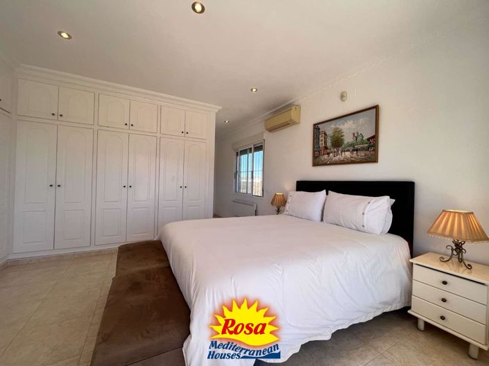 Image No.38-4 Bed Villa for sale