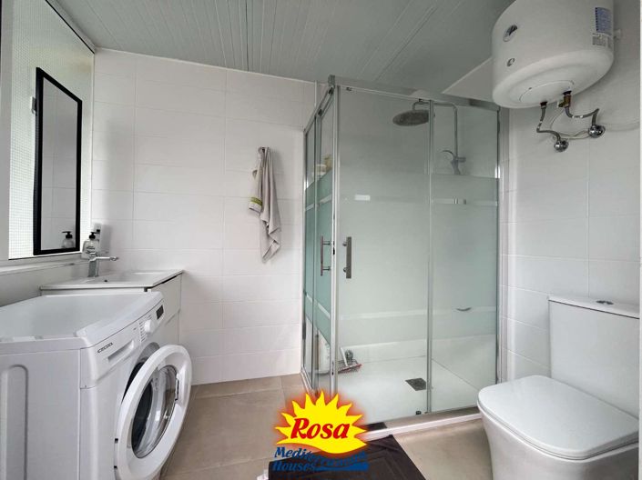 Image No.23-2 Bed Property for sale