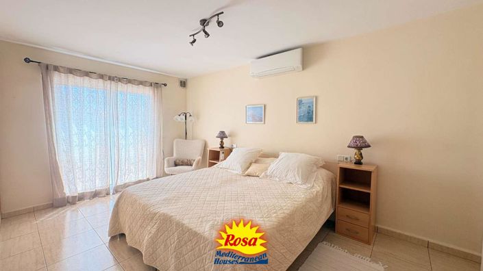 Image No.22-2 Bed Bungalow for sale