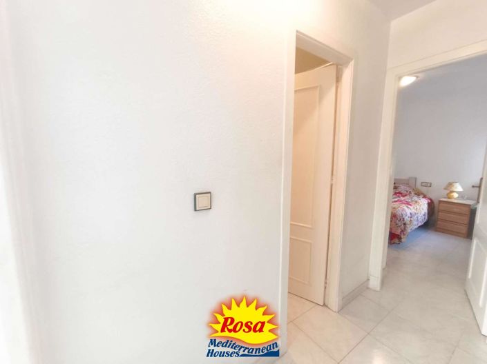 Image No.12-3 Bed Apartment for sale