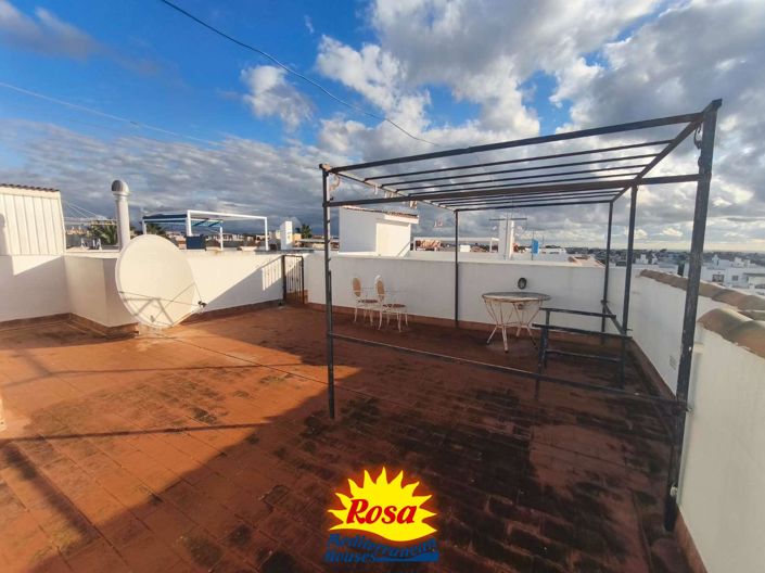 Image No.21-3 Bed Apartment for sale