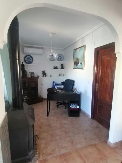 Image No.23-3 Bed Villa / Detached for sale