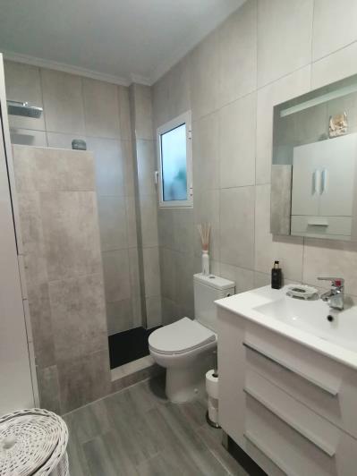 Image No.34-3 Bed Villa / Detached for sale